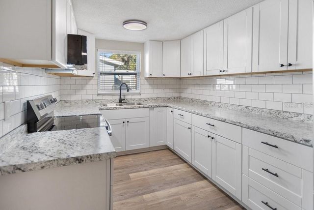 7605 FOX HOLLOW DRIVE, Port Richey, FL 34668