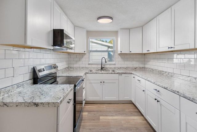 7605 FOX HOLLOW DRIVE, Port Richey, FL 34668