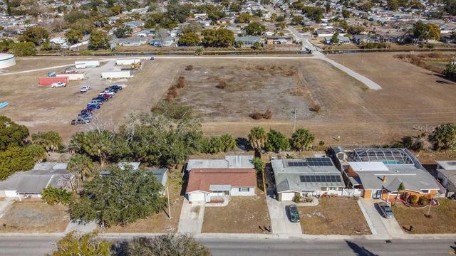 7605 FOX HOLLOW DRIVE, Port Richey, FL 34668