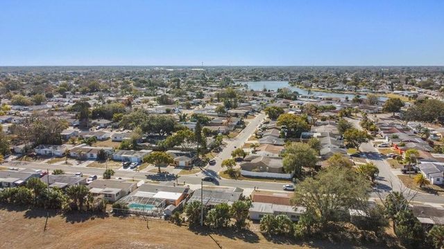 7605 FOX HOLLOW DRIVE, Port Richey, FL 34668