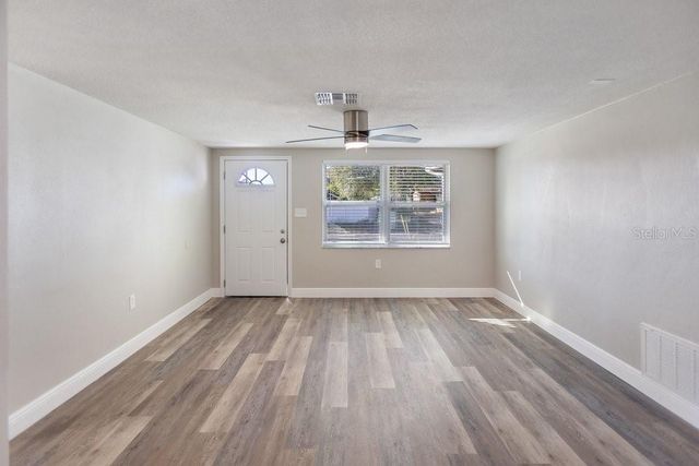 7605 FOX HOLLOW DRIVE, Port Richey, FL 34668