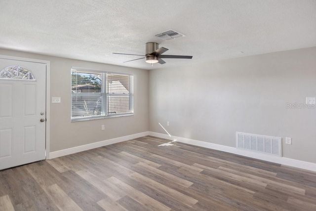 7605 FOX HOLLOW DRIVE, Port Richey, FL 34668