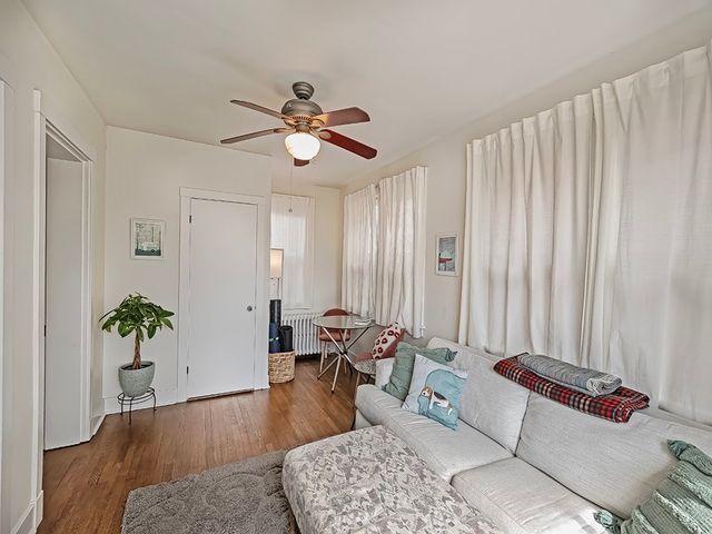 301 Arden Rd, Mt Lebanon, PA 15216