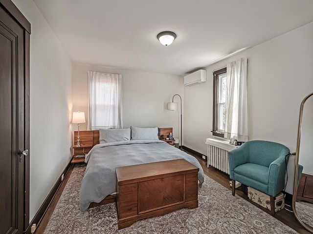 301 Arden Rd, Mt Lebanon, PA 15216