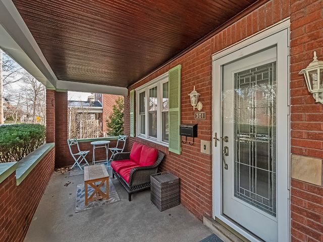 301 Arden Rd, Mt Lebanon, PA 15216