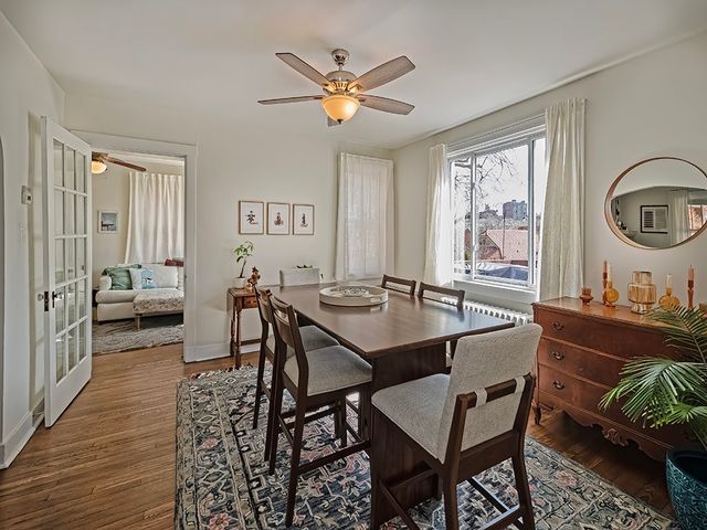 301 Arden Rd, Mt Lebanon, PA 15216