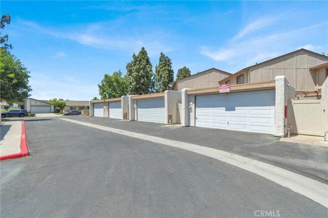 2993 N Cottonwood 13, Orange, CA 92865