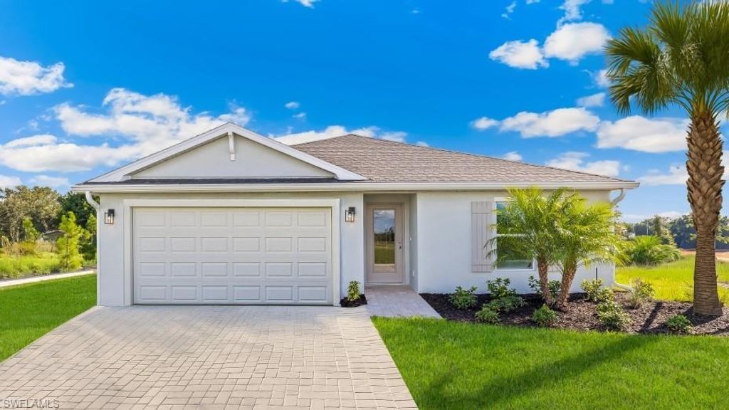 6041 MOSS CIR, Labelle, FL 33935