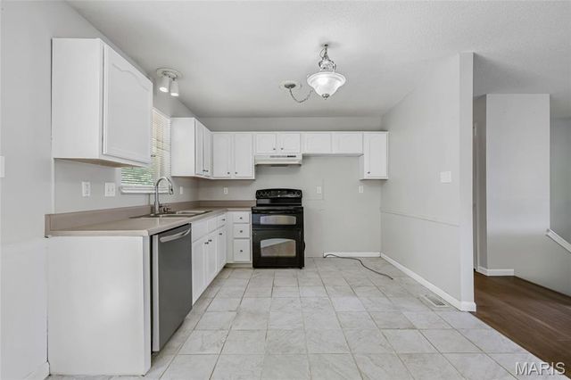 1120 Valentine Street, Festus, MO 63028