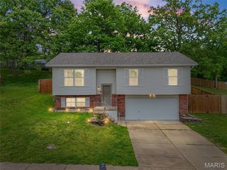 1120 Valentine Street, Festus, MO 63028