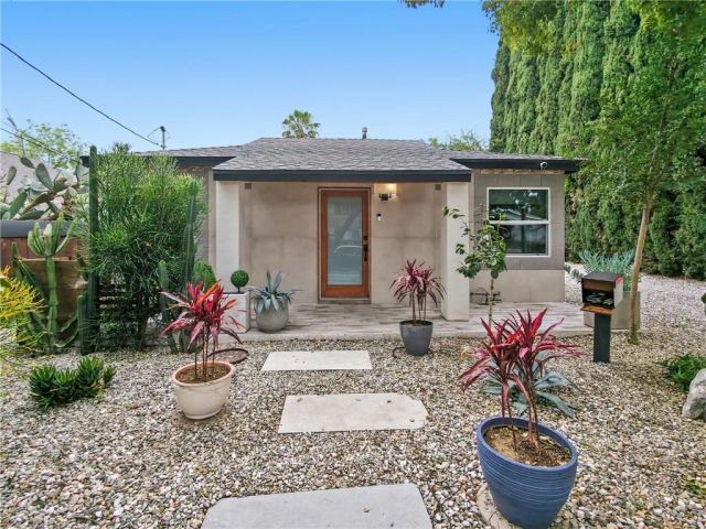 261 N Oak, Pasadena, CA 91107