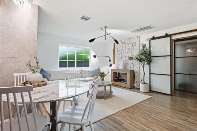 261 N Oak, Pasadena, CA 91107