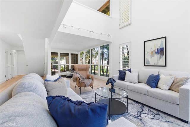 4181 Sandburg, Irvine, CA 92612