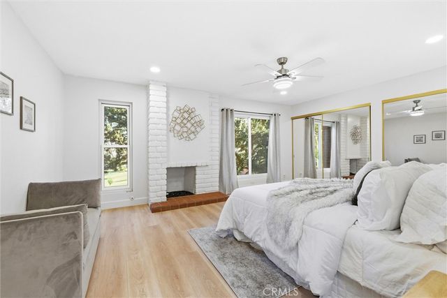 4181 Sandburg, Irvine, CA 92612