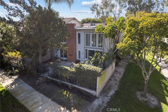 4181 Sandburg, Irvine, CA 92612