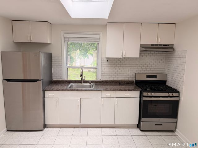 154 Hemingway Avenue, East Haven, CT 06512