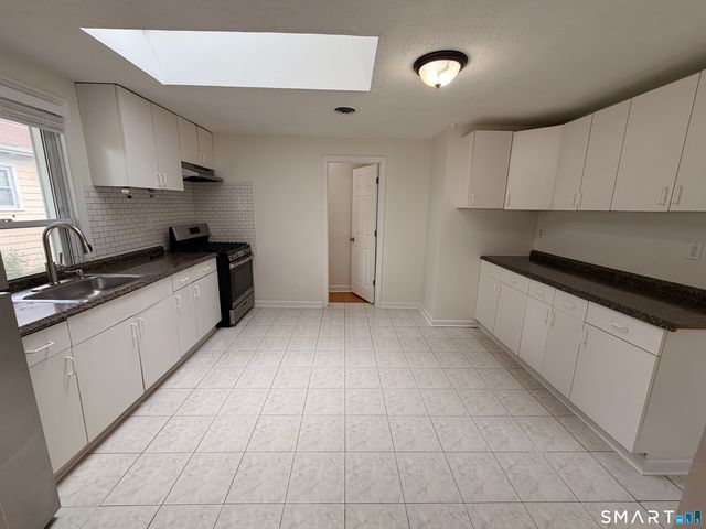 154 Hemingway Avenue, East Haven, CT 06512