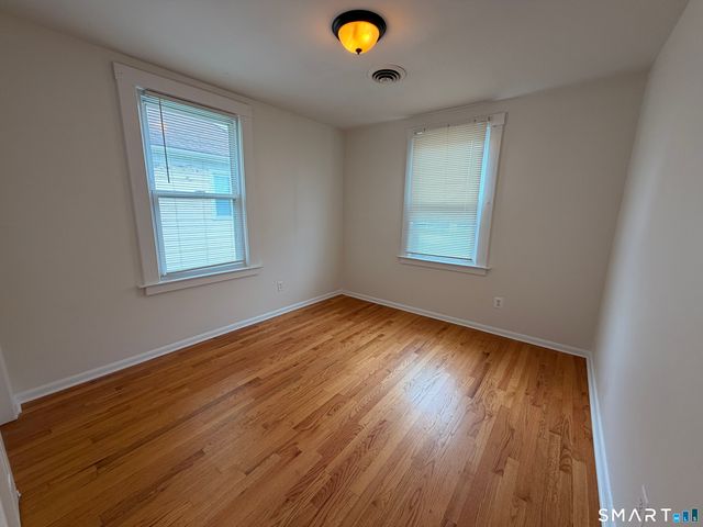 154 Hemingway Avenue, East Haven, CT 06512
