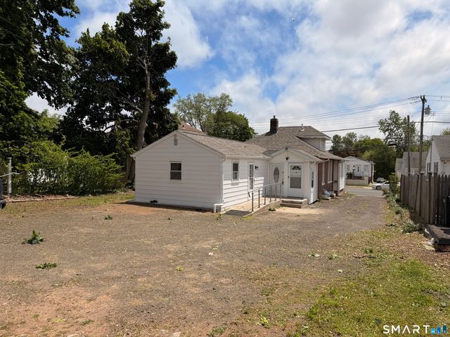154 Hemingway Avenue, East Haven, CT 06512