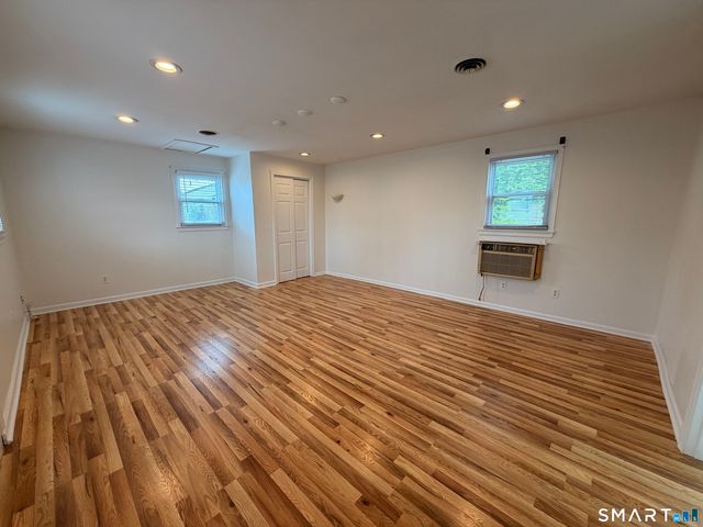 154 Hemingway Avenue, East Haven, CT 06512