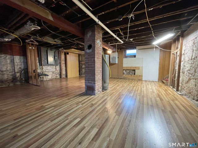 154 Hemingway Avenue, East Haven, CT 06512