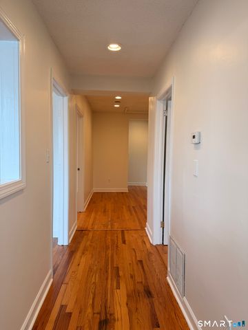 154 Hemingway Avenue, East Haven, CT 06512