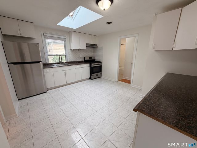 154 Hemingway Avenue, East Haven, CT 06512
