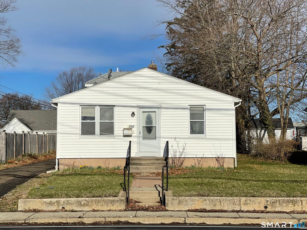154 Hemingway Avenue, East Haven, CT 06512