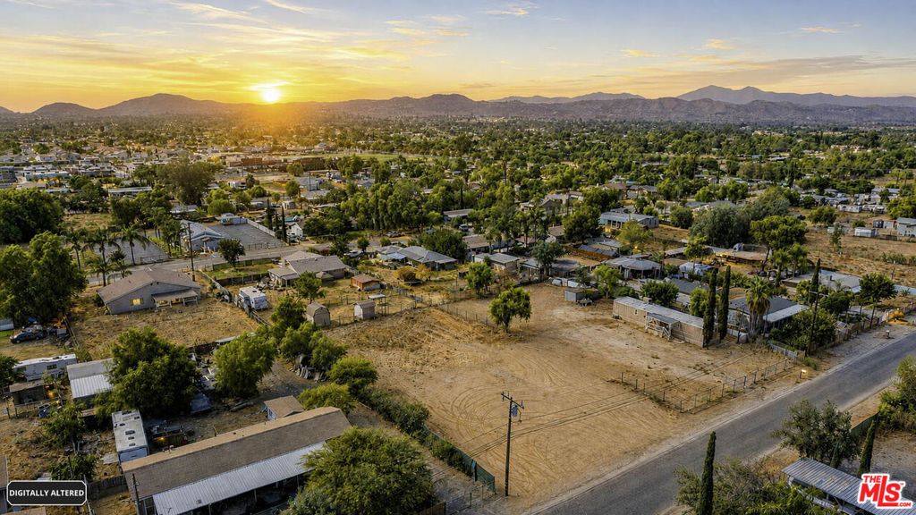 21715 Perry St, Perris, CA 92570 — exterior