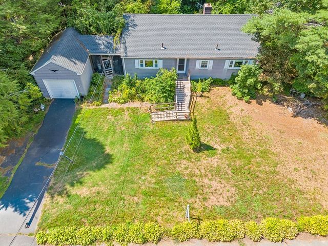 579 Old Bedford, Concord, MA 01742