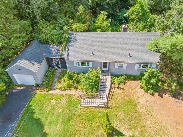 579 Old Bedford, Concord, MA 01742