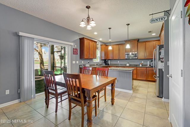 3520 OGLEBAY Drive, Green Cove Springs, FL 32043