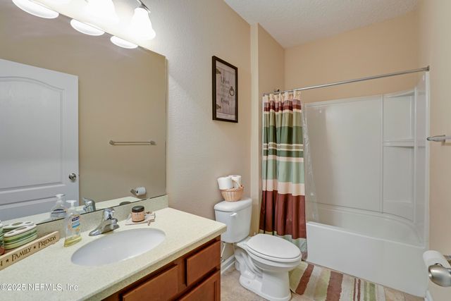 3520 OGLEBAY Drive, Green Cove Springs, FL 32043