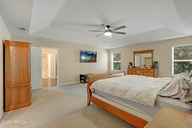 3520 OGLEBAY Drive, Green Cove Springs, FL 32043