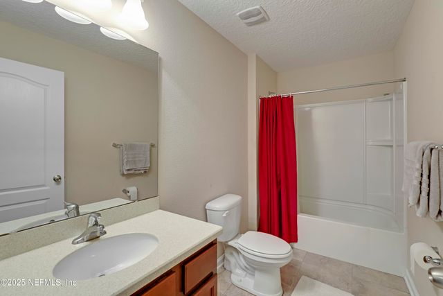 3520 OGLEBAY Drive, Green Cove Springs, FL 32043