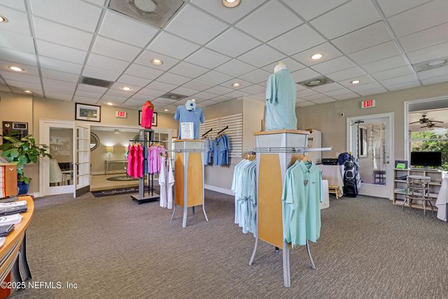 3520 OGLEBAY Drive, Green Cove Springs, FL 32043