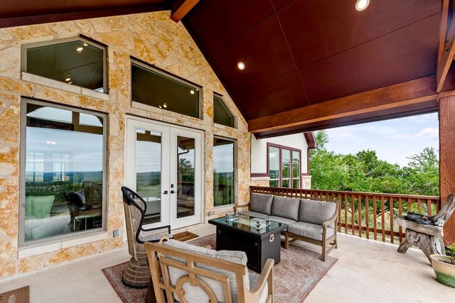 213 Lets Roll DR, Fischer, TX 78623