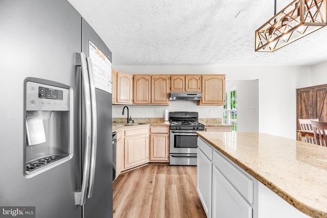 5802 OPALEYE CT, Waldorf, MD 20603