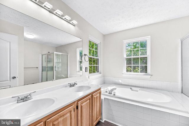 5802 OPALEYE CT, Waldorf, MD 20603
