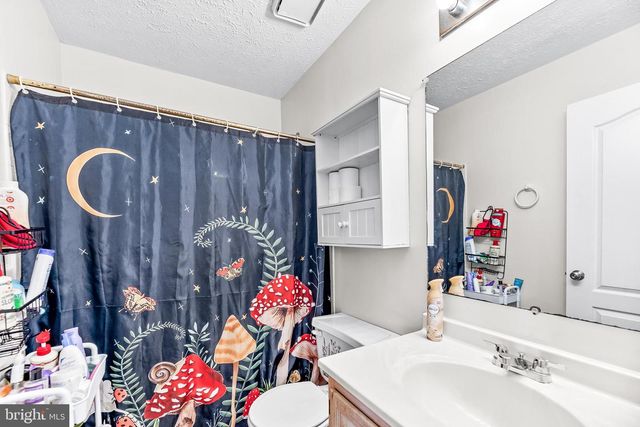 5802 OPALEYE CT, Waldorf, MD 20603