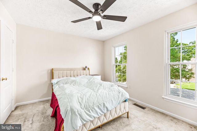 5802 OPALEYE CT, Waldorf, MD 20603