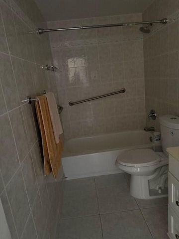 5200 NE 24th Terrace 314c, Fort Lauderdale, FL 33308