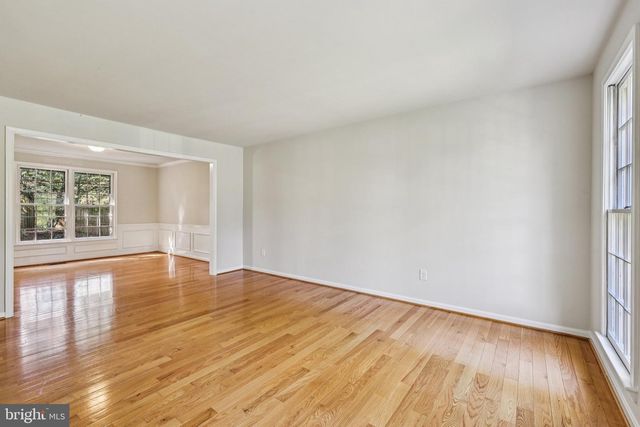 1102 BETTSTRAIL WAY, Rockville, MD 20854