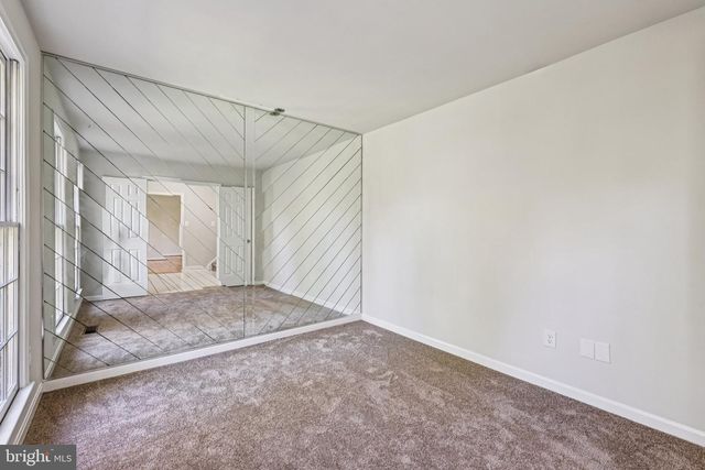 1102 BETTSTRAIL WAY, Rockville, MD 20854