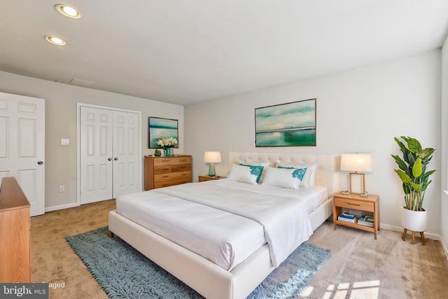 1102 BETTSTRAIL WAY, Rockville, MD 20854