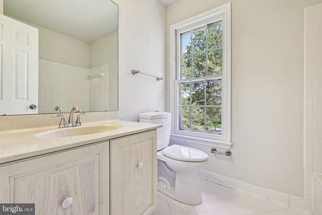 1102 BETTSTRAIL WAY, Rockville, MD 20854