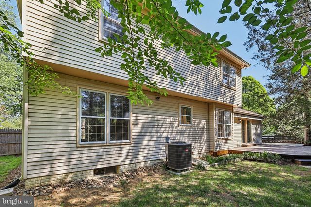 1102 BETTSTRAIL WAY, Rockville, MD 20854