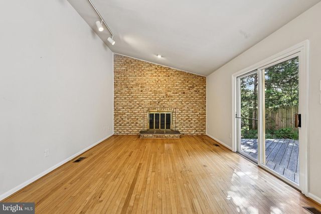 1102 BETTSTRAIL WAY, Rockville, MD 20854