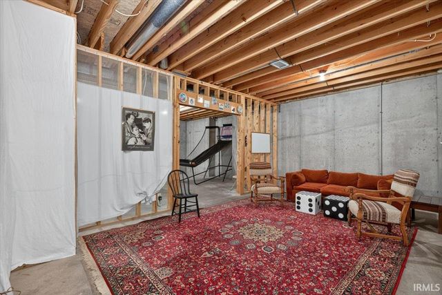 715 Bur Oak Court, Lafayette, IN 47909
