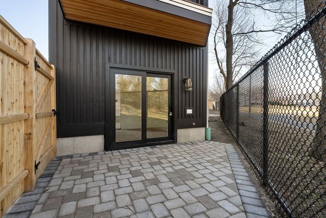 6 Dellmore Road 3, Boston, MA 02130